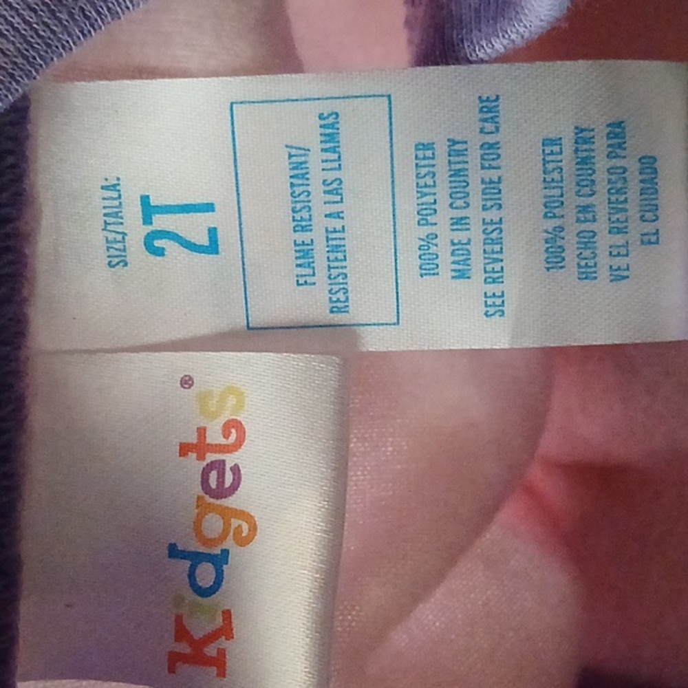 Sleep Set (2pc) and (1)Tank Bundle - Picture 12 of 13